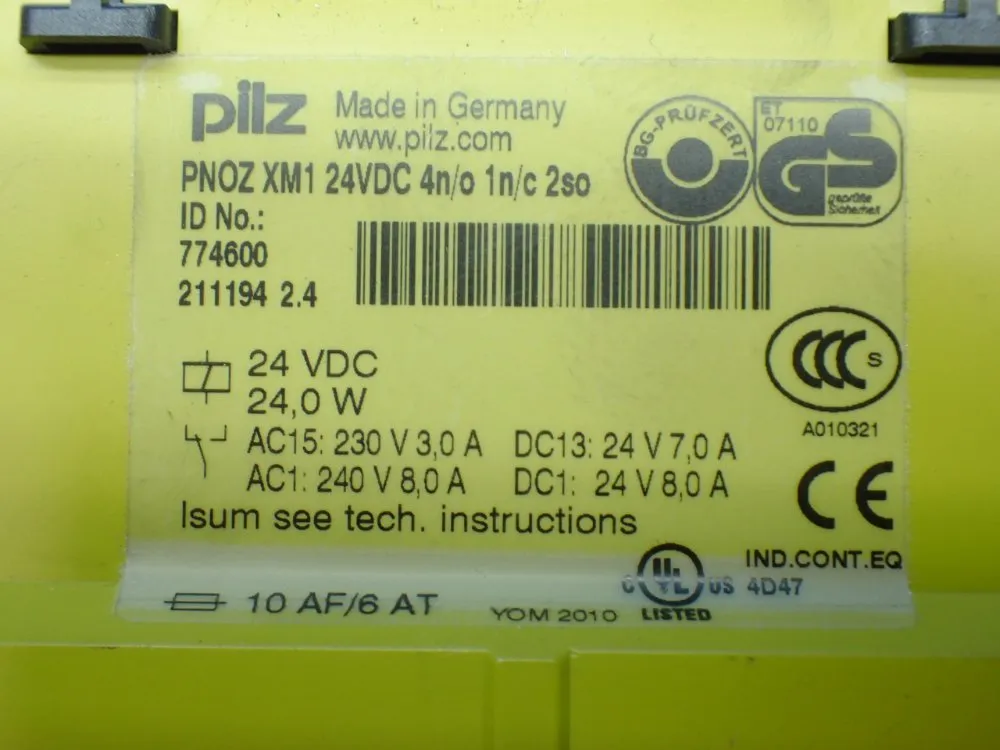 Pilz 2 Safety Relays. Pnoz Xm1 24vdc 4s 10 2h - 774600
