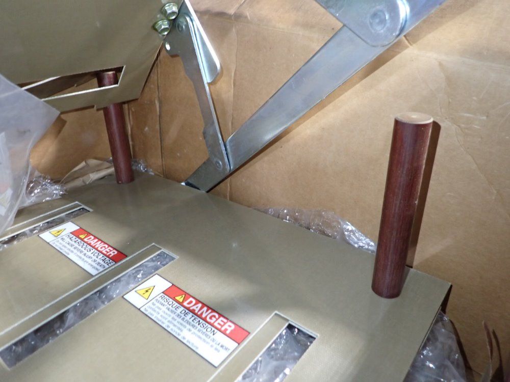 Eaton Shutter & Warning Label Kit - Mdshtr350wl