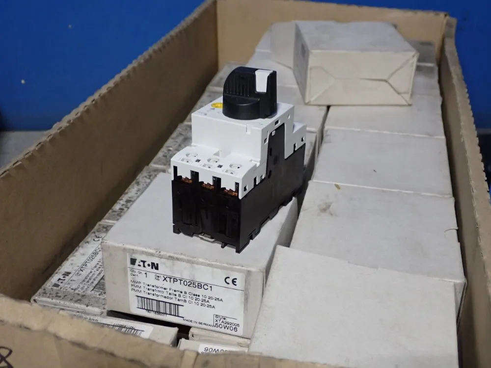 Eaton Contactors - Xtpt025bc1