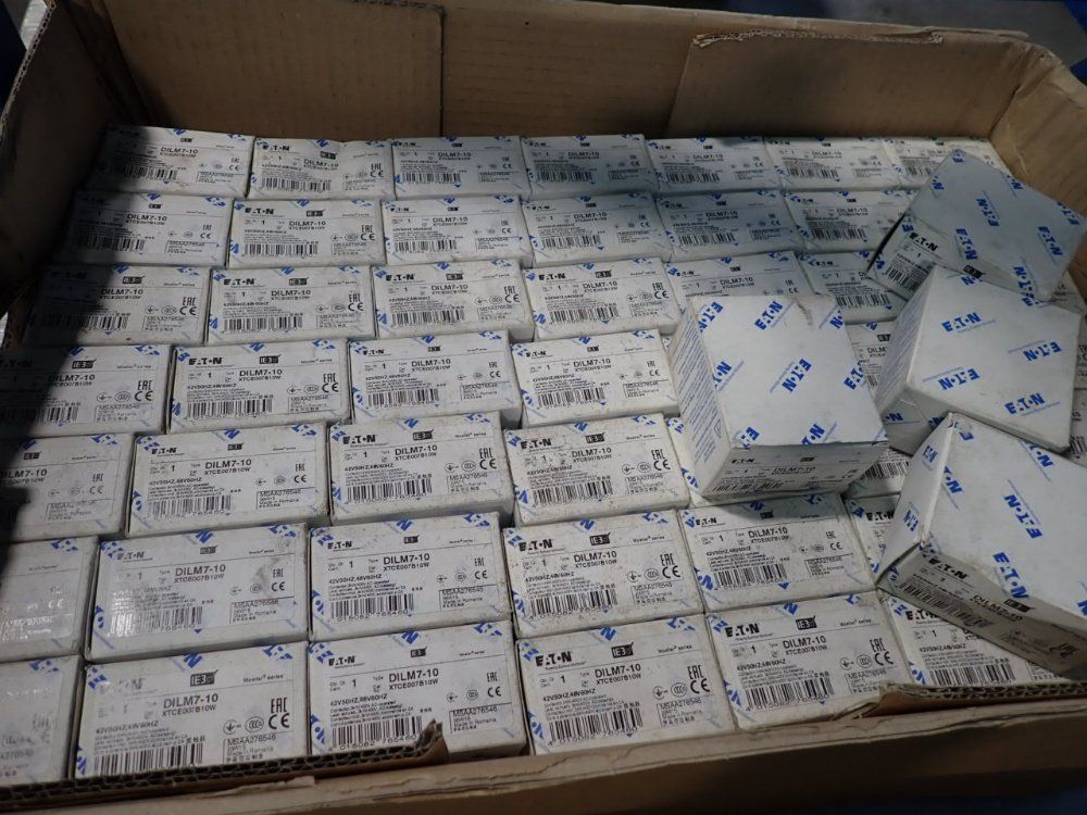 Eaton Contactors - Xtce007b10w