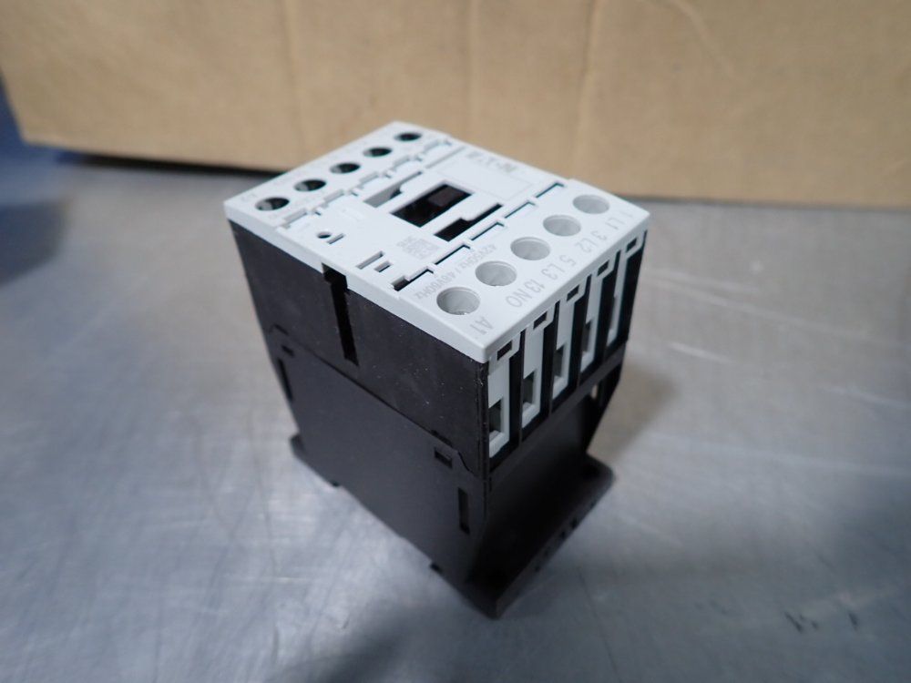 Eaton Contactors - Xtce007b10w