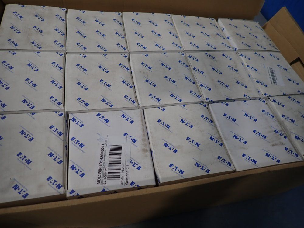 Eaton Lock-out Handles - Svb-sw-p3