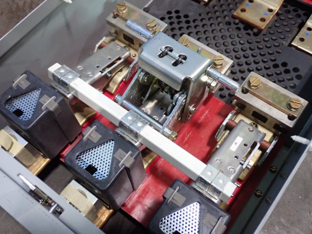 Eaton Dead-front Switch - Fdpw365mr