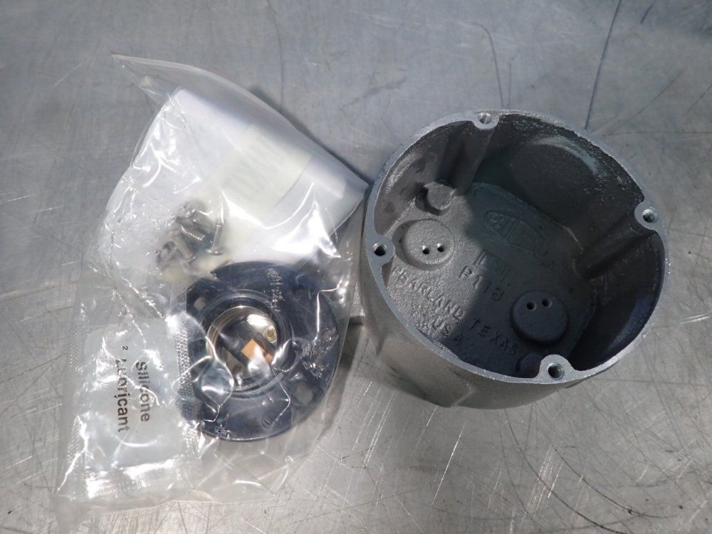 Pauluhn Industrial Globe & Guard - 707a