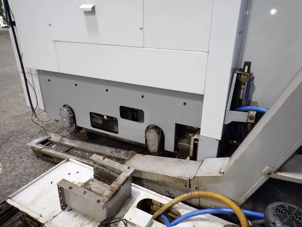 Haas Horizontal Machining Center - Ec-400-4ax