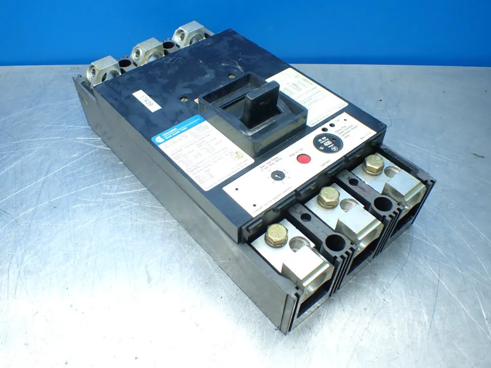 Challenger Circuit Breaker - Csm3800f