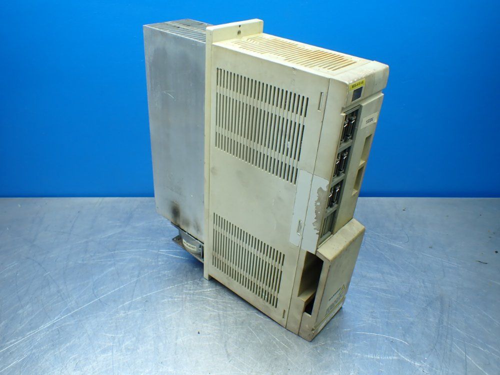 Mitsubishi Servo Amplifier Drive Unit - Mds-a-v1-45