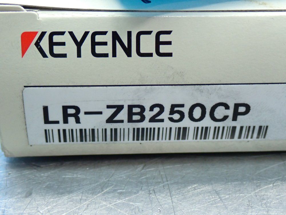 Keyence Lr-zb250cp Photoelectric Sensor - Lr-zb250cp