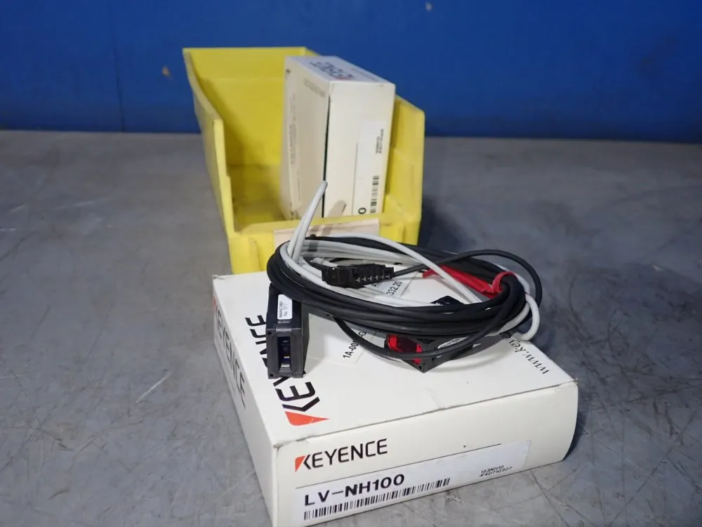 Keyence Laser Sensor - Lv-nh100