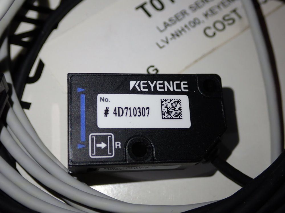 Keyence Laser Sensor - Lv-nh100