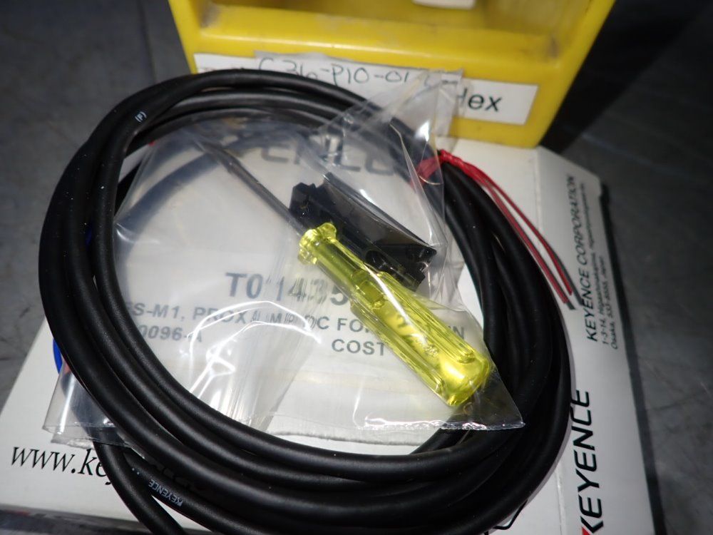 Keyence Amplifier - Es-m1