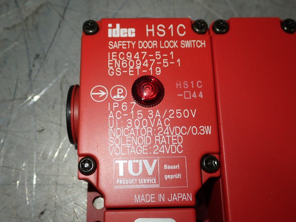 Idec Safety Door Lock Switch - Hs1c