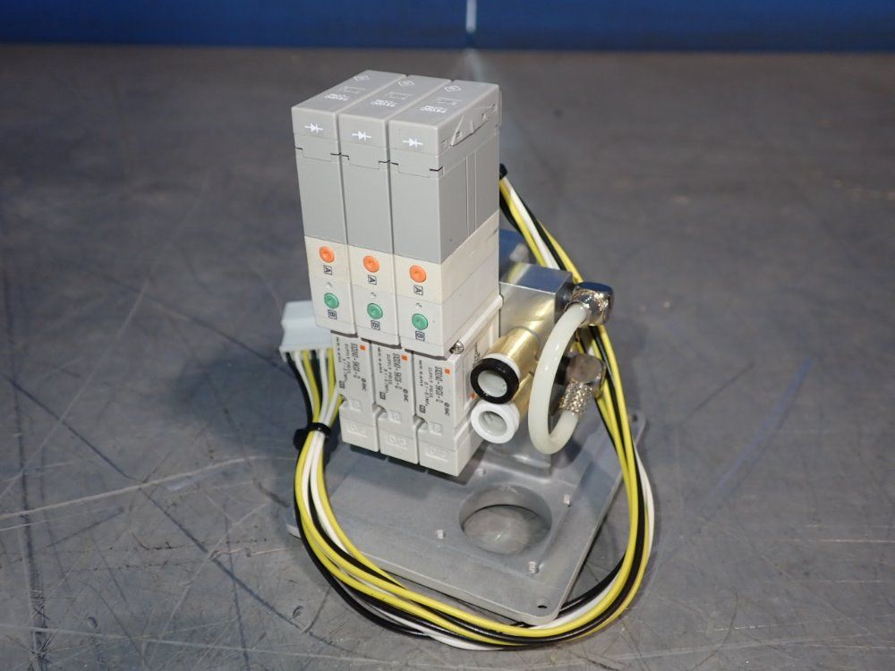 Smc Solenoid Valve - Sx3240-5ngs-q