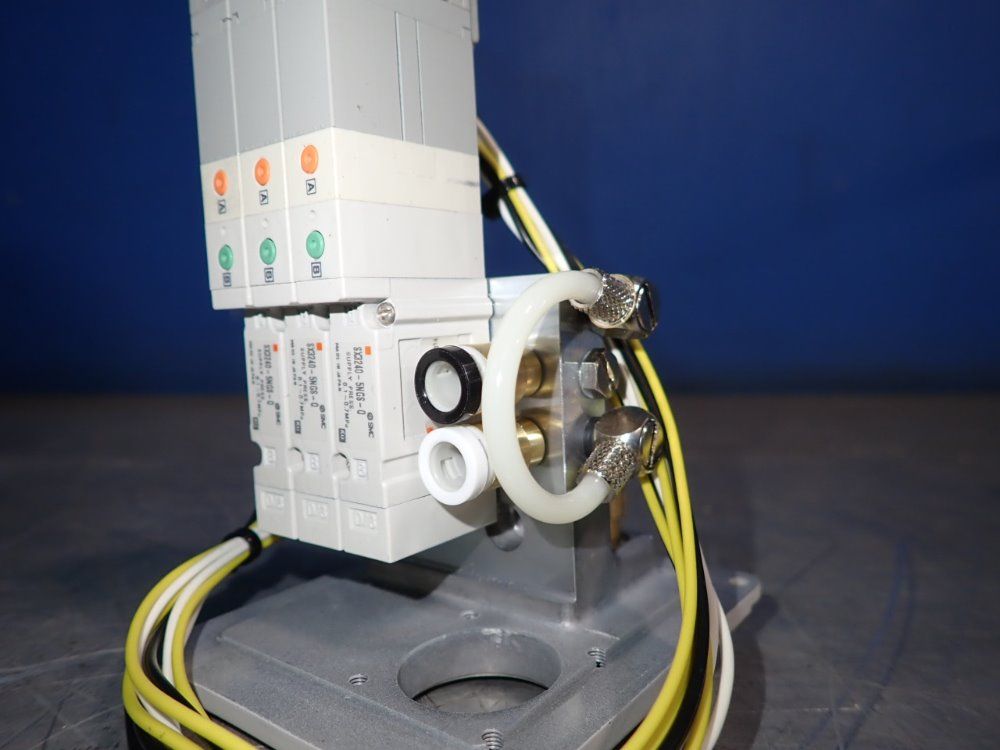 Smc Solenoid Valve - Sx3240-5ngs-q