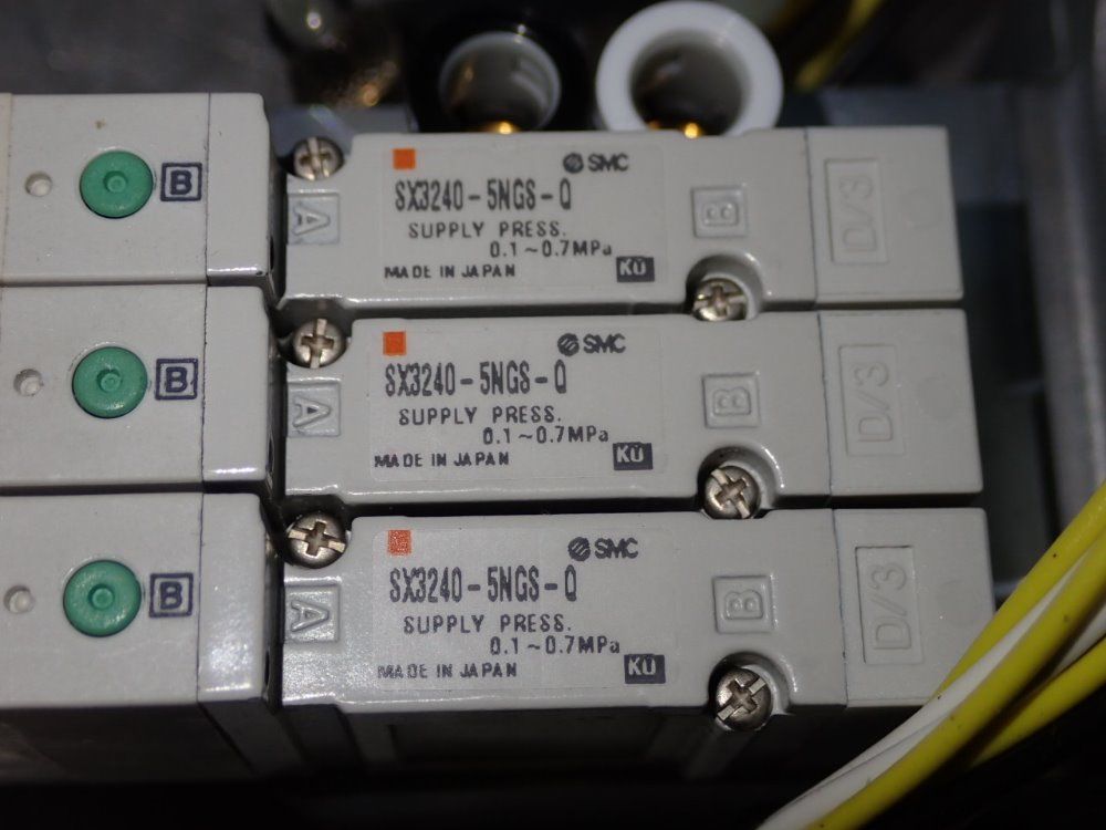 Smc Solenoid Valve - Sx3240-5ngs-q