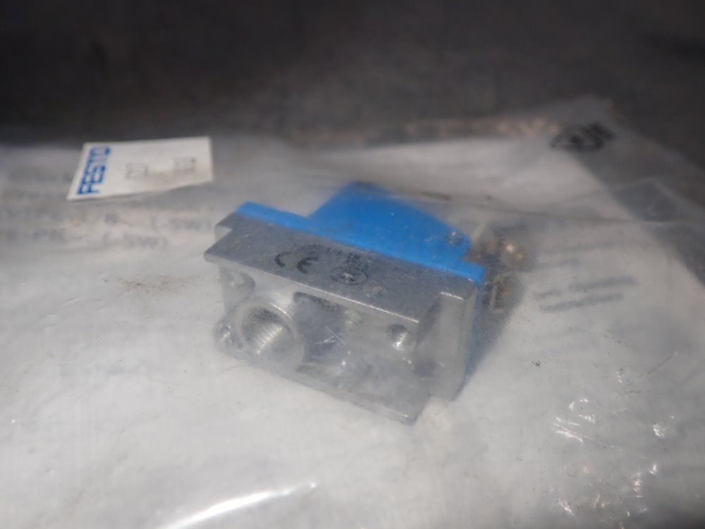 Festo Pressure Switch - Pe-1/8-1n