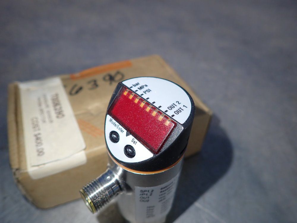 Ifm Pressure Sensor - Pn7004