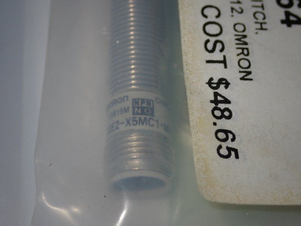 Omron Proxmity Sensor - E2e2-x5mc1-m1