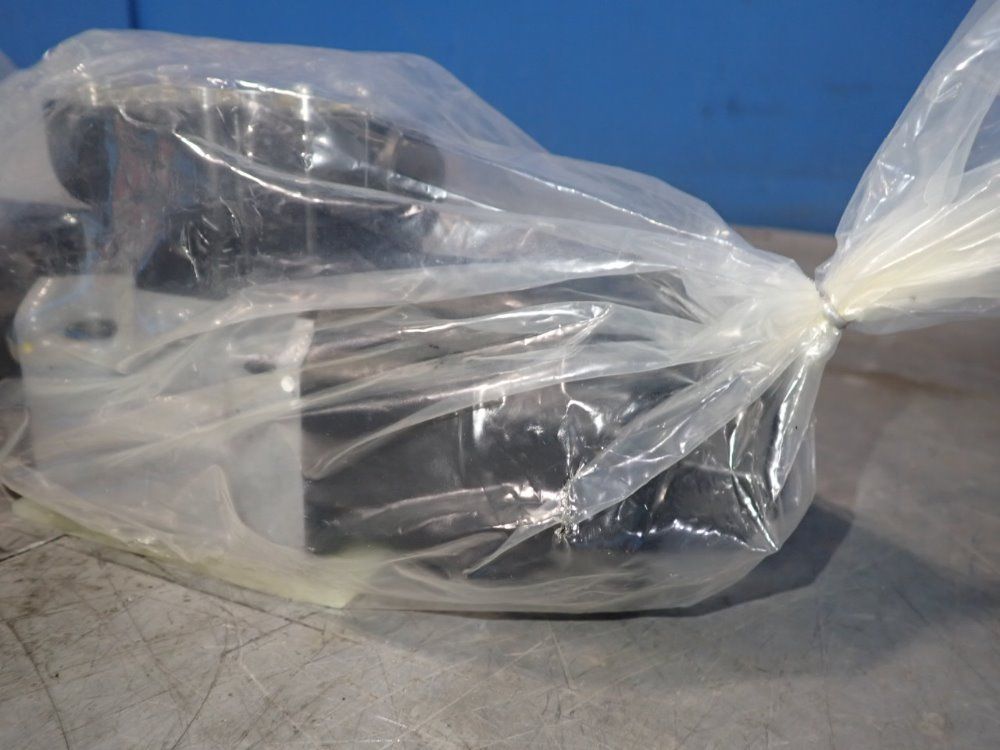 Toyooki Solenoid Directional Control Valve - Hd3-3w-bca-03b-wyd2