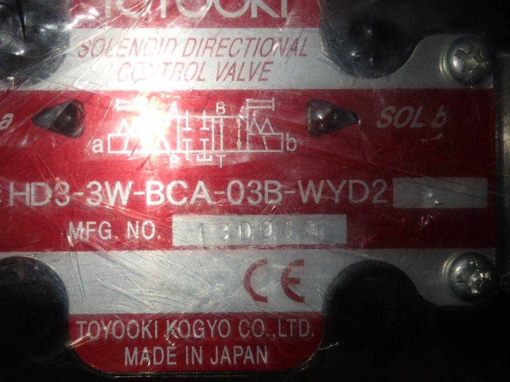 Toyooki Solenoid Directional Control Valve - Hd3-3w-bca-03b-wyd2
