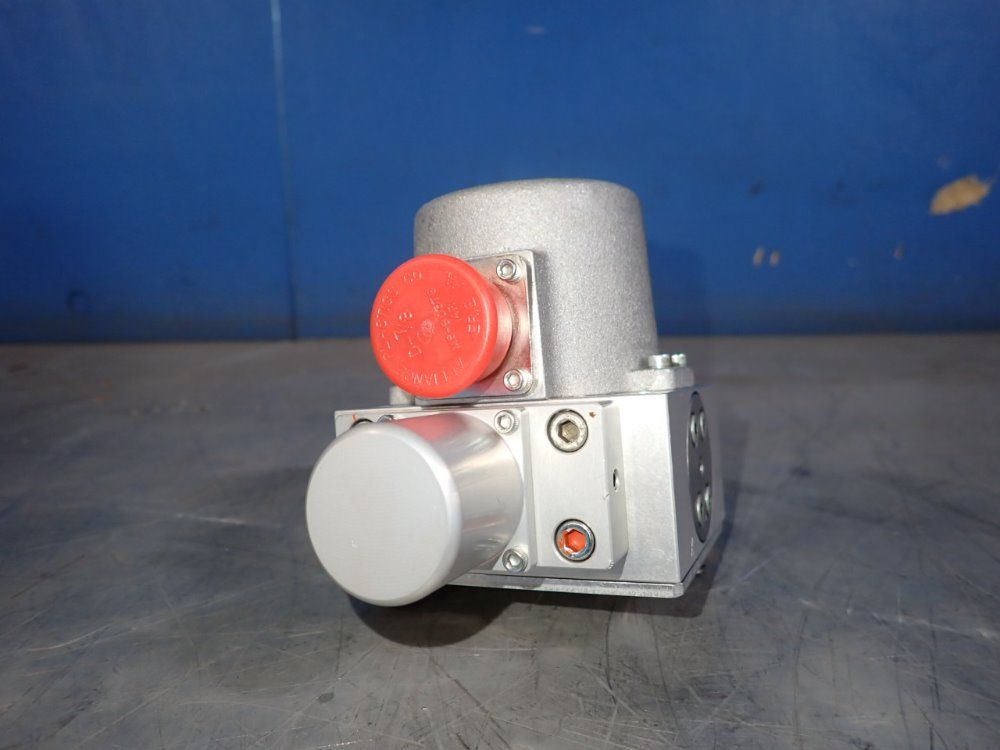 Perfection Servo/moog Valve - D765-606