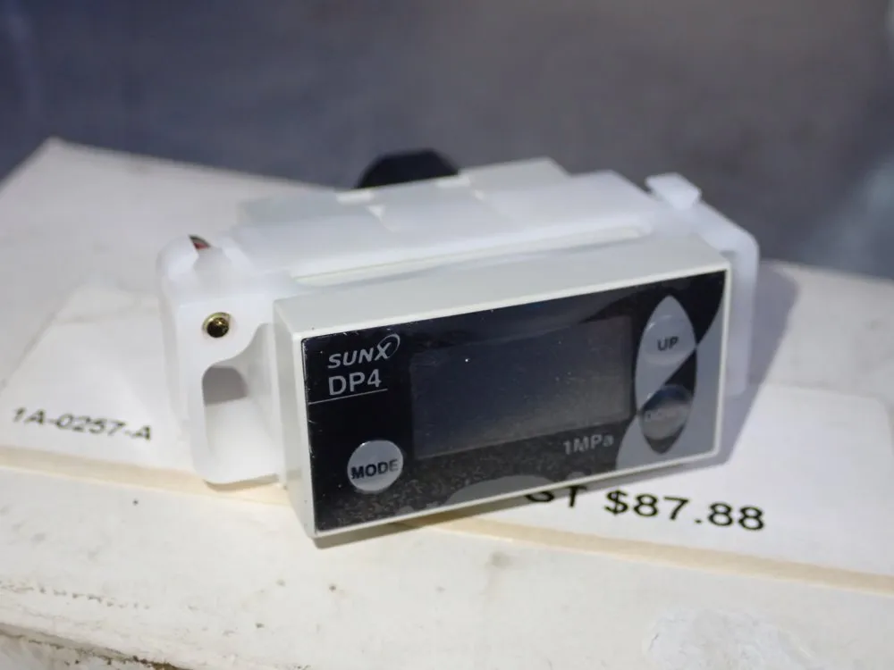 Sunx Pressure Switch - Dp4-52zp