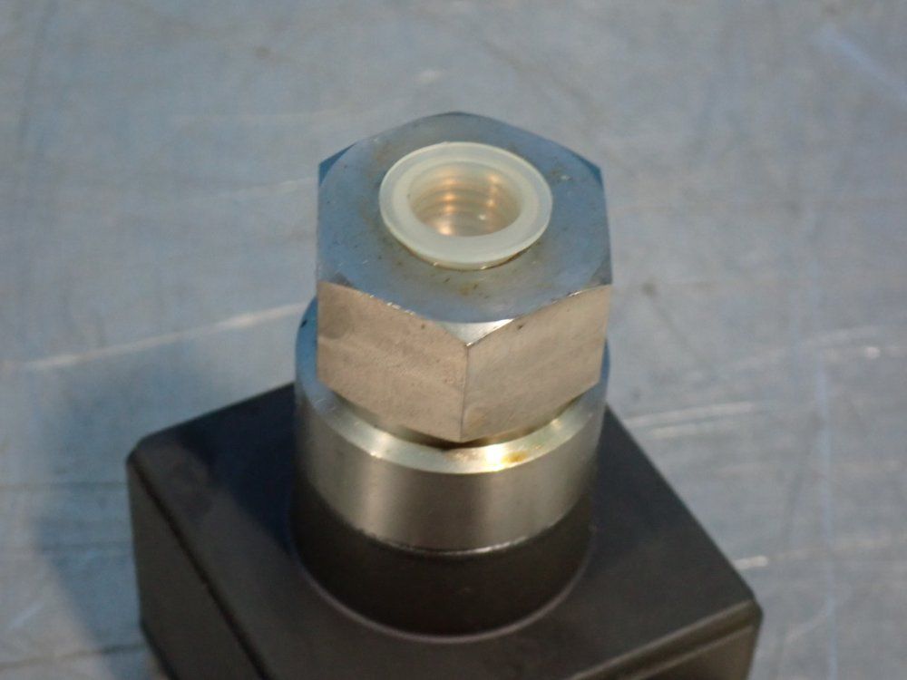 Taihei Boeki Co 40 Mpa Pressure Switch - Pza10r