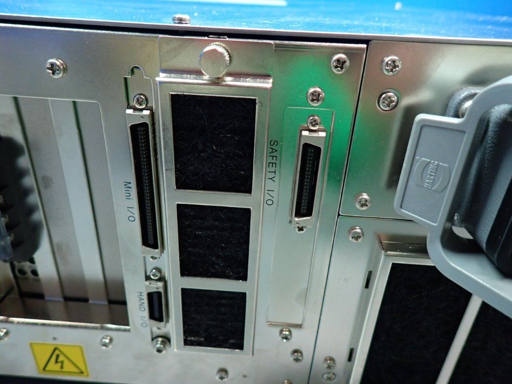 Denso 3.25mb Memory Robot Controller Unit - Rc7m-vsg6ba-dn