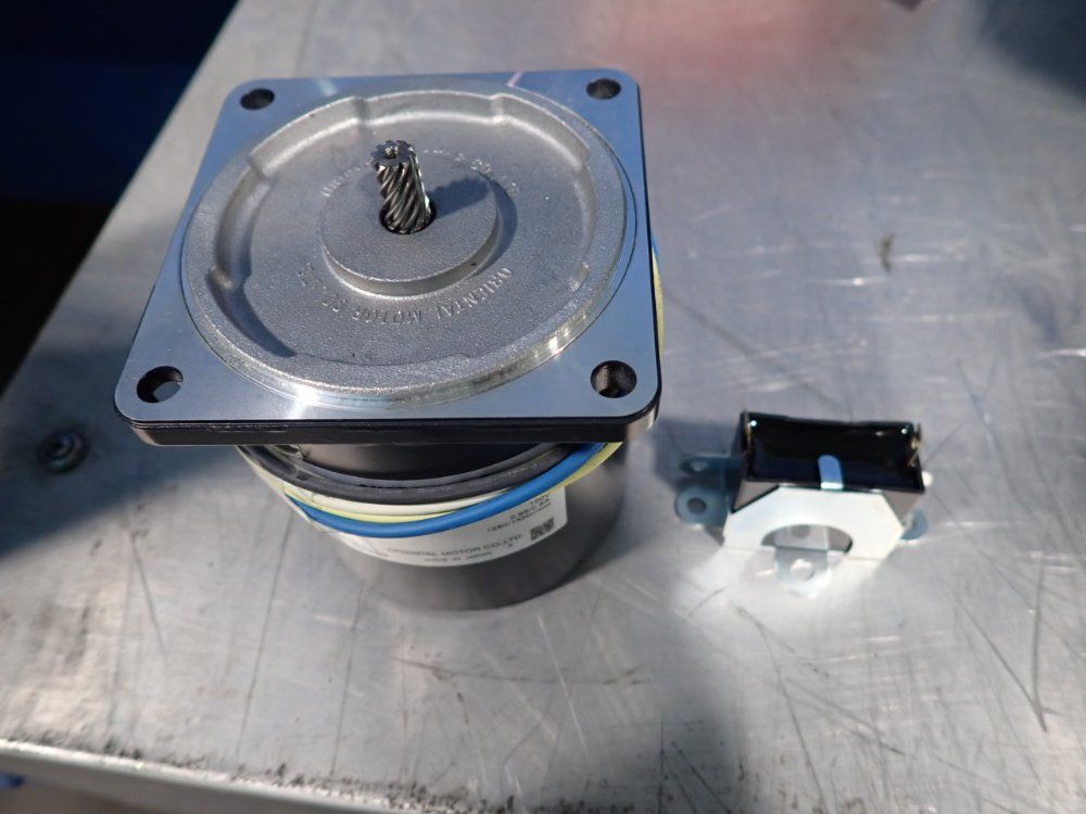 Oriental Motor Induction Motor - 4ik25gn-a