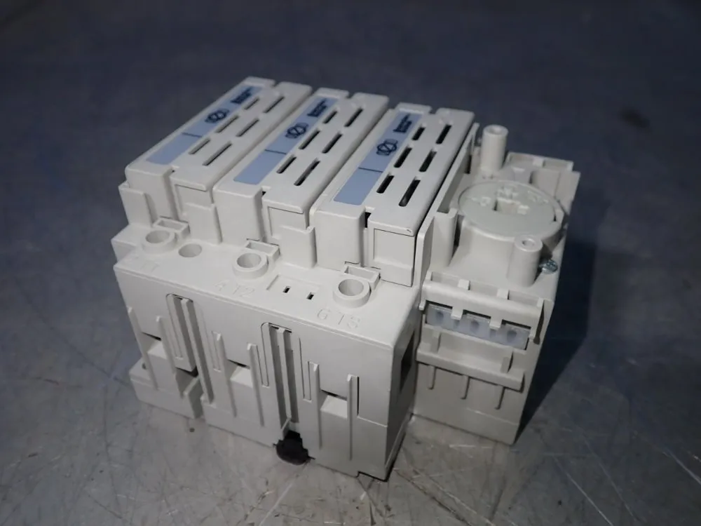 Sprecher Schuh Disconnect Switch - L11-n30-1753