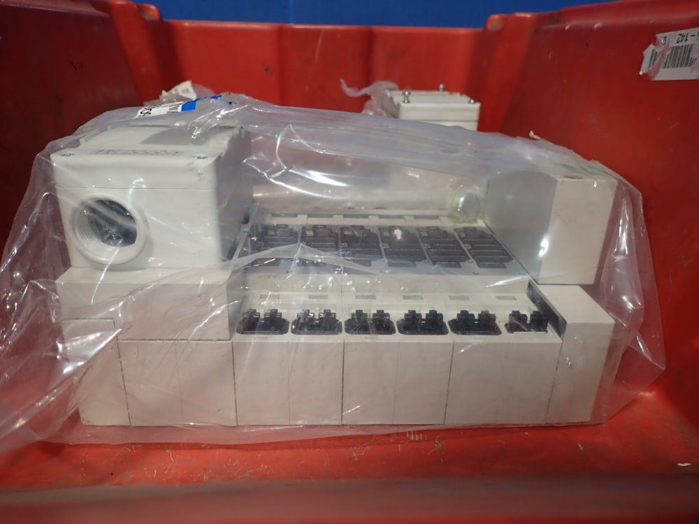 Smc Pnumatic Manifolds - Vv5q41-0803t0-cdw