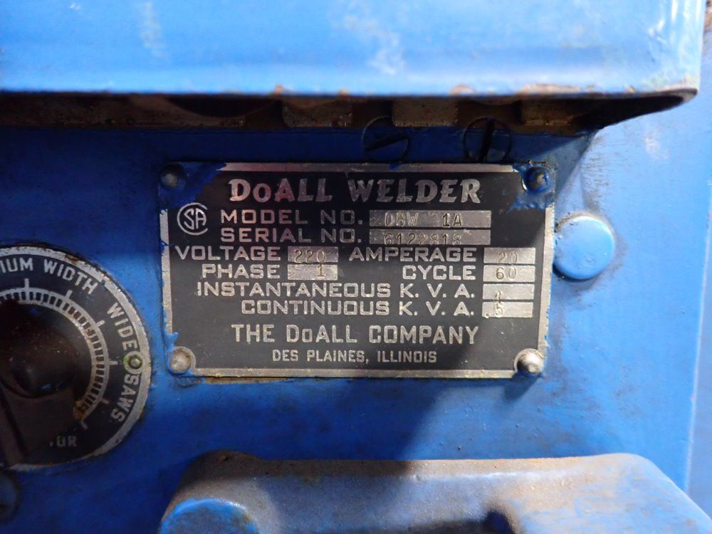 Doall 16" Throat Vertical Band Saw - 3012-u