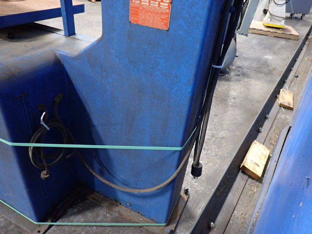 Doall 16" Throat Vertical Band Saw - 3012-u