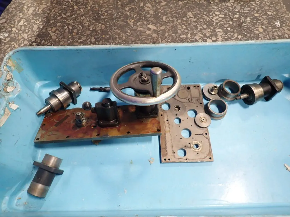 Lathe Carriage Apron Assembly