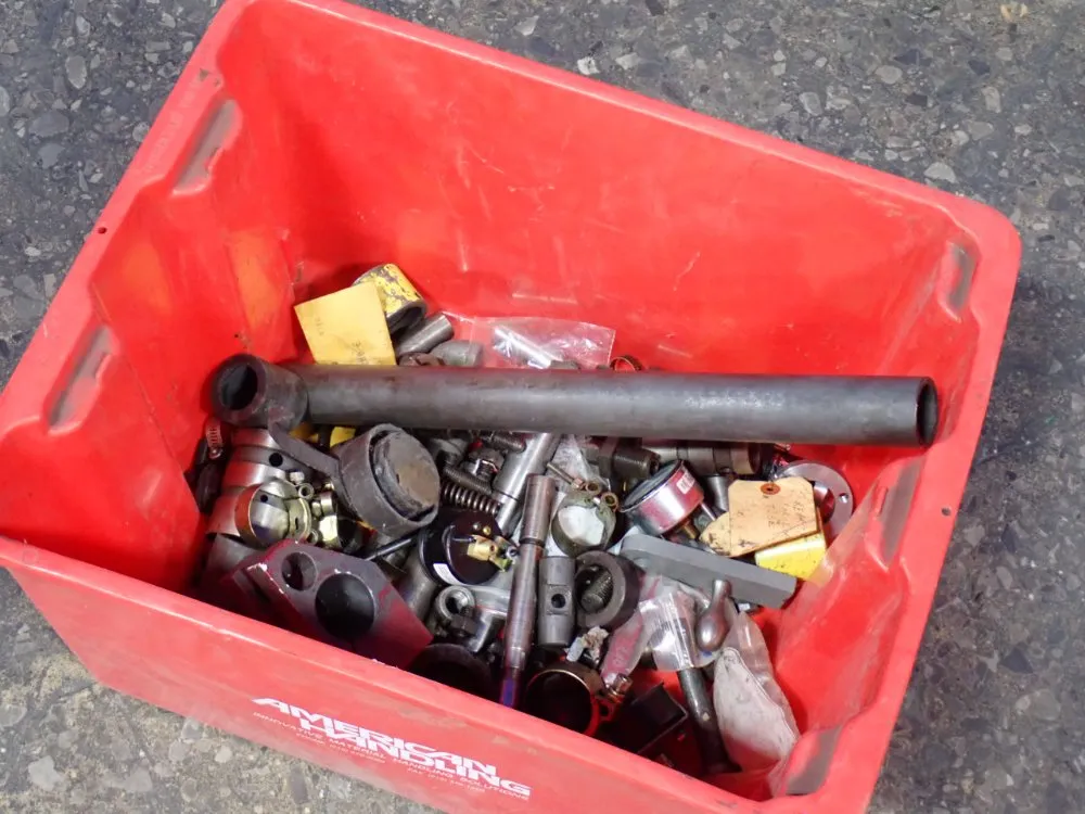 Pipes, Clamps & Gages