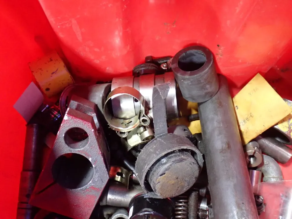 Pipes, Clamps & Gages