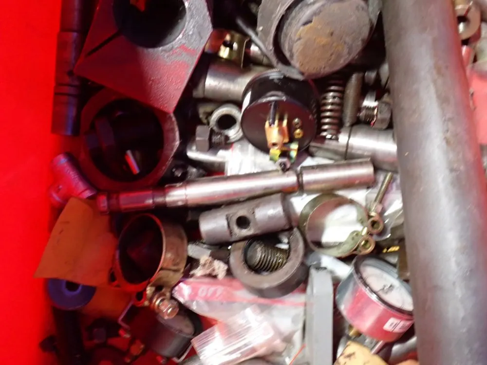 Pipes, Clamps & Gages