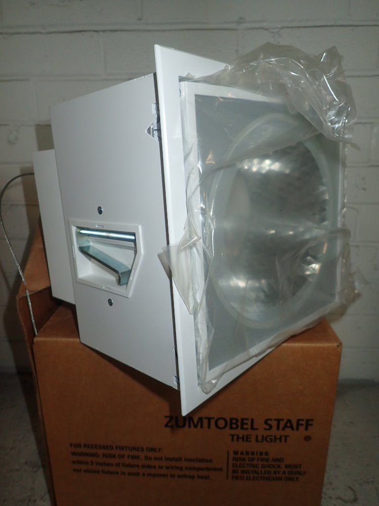 Zumtobel Light Fixture