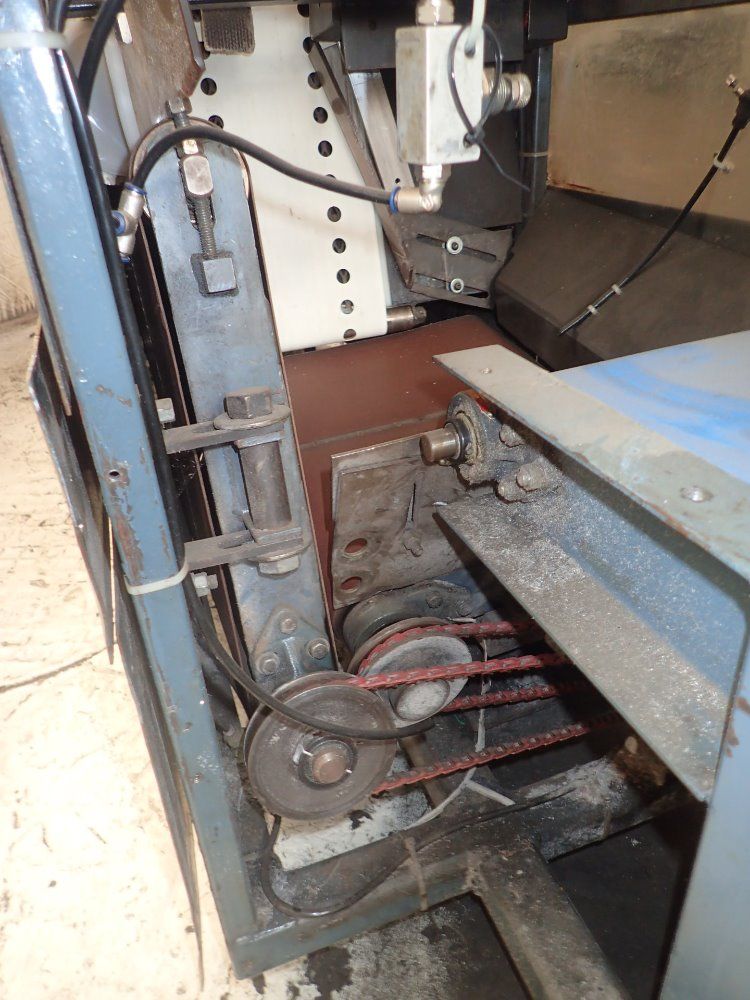 Carson / Burger Convayor Belt