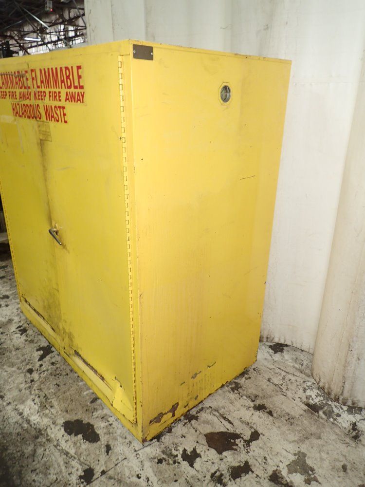 Se - Cur - All Flammable Cainet