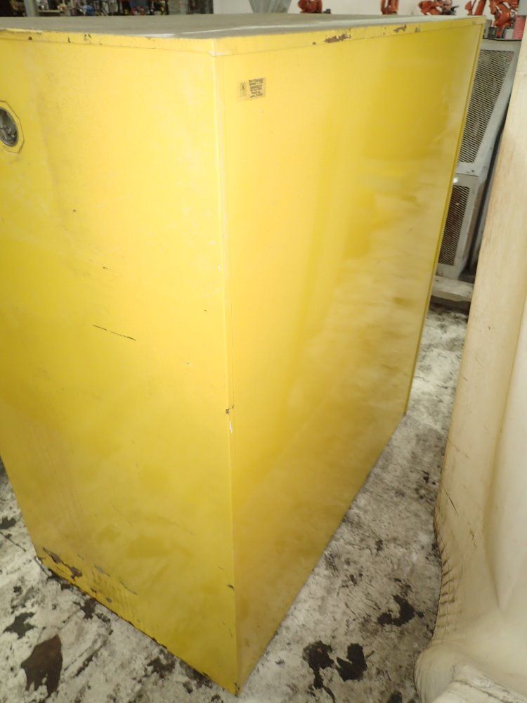 Se - Cur - All Flammable Cainet