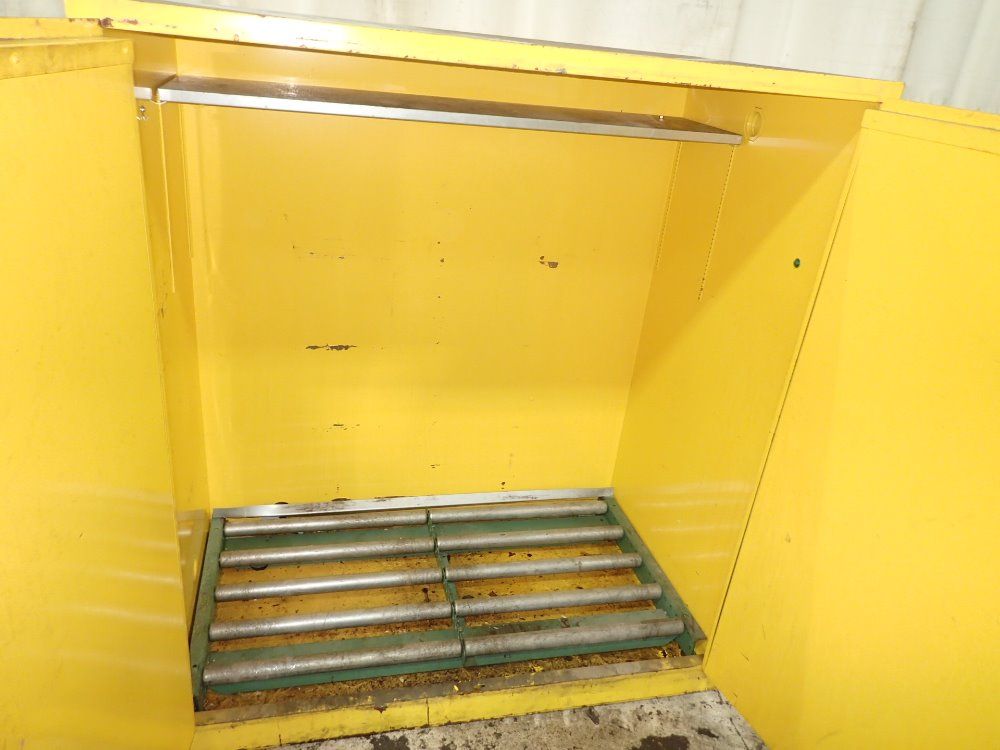 Se - Cur - All Flammable Cainet