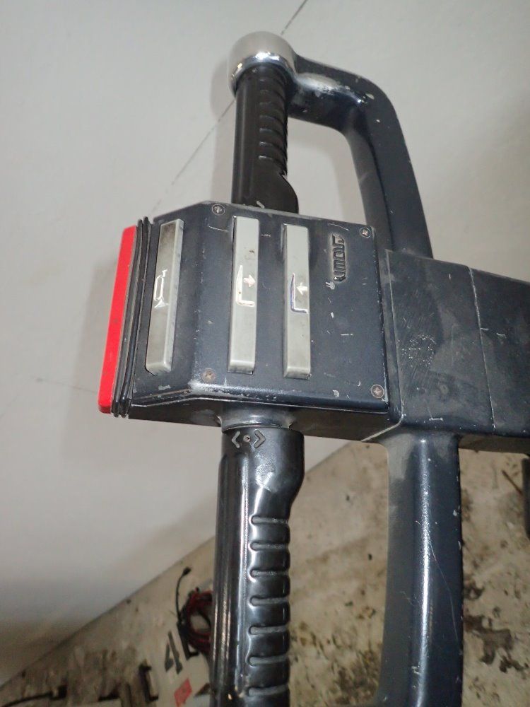 Crown Electric Pallet Jack