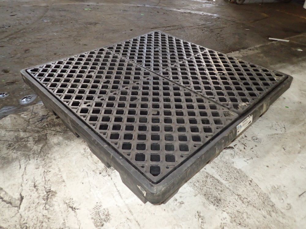 Pig Spill Containment Skid