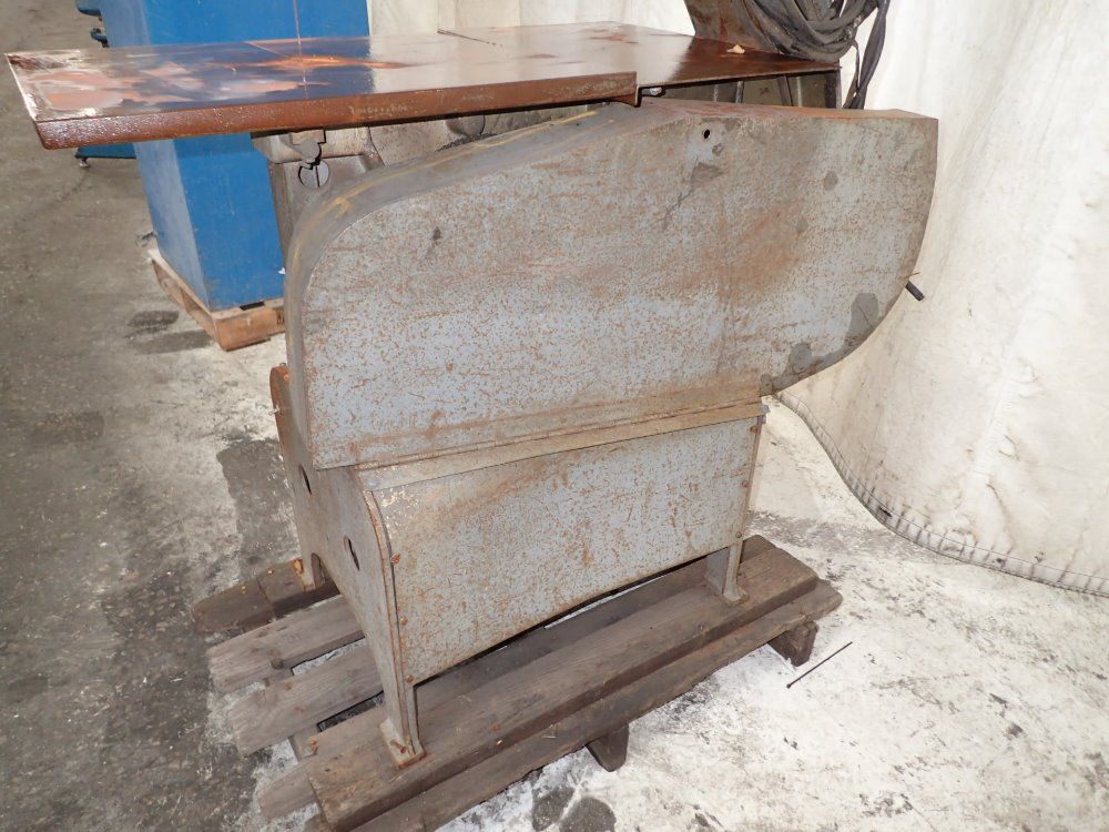 Bett - Marr Mfg Vertical Band Saw