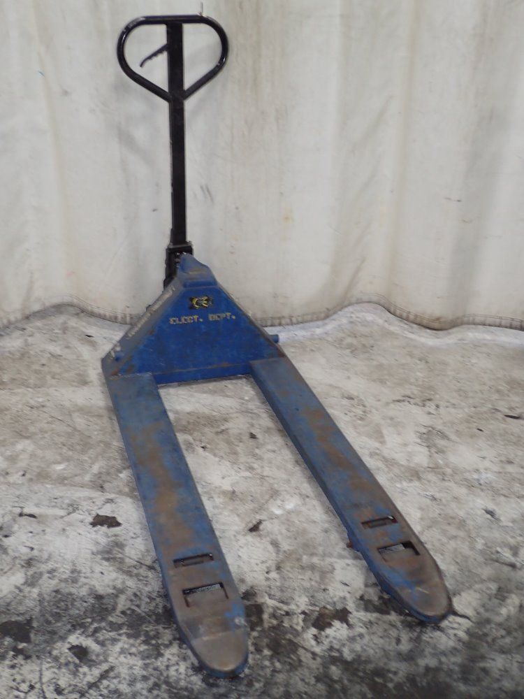 Fastenal Co. Pallet Jack