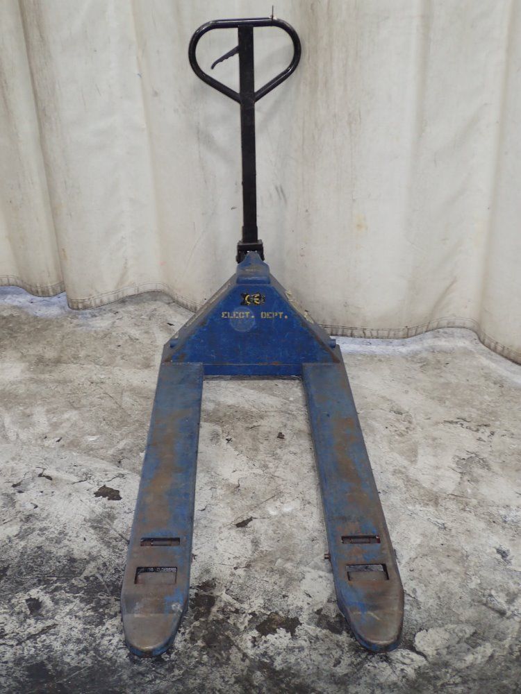 Fastenal Co. Pallet Jack