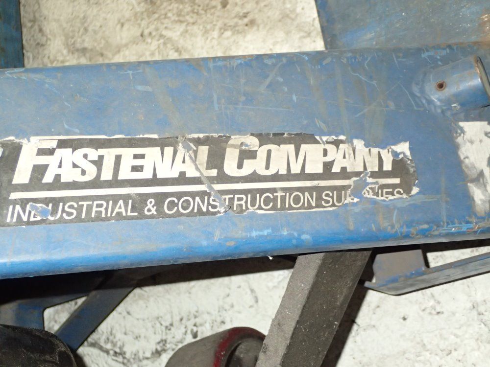 Fastenal Co. Pallet Jack