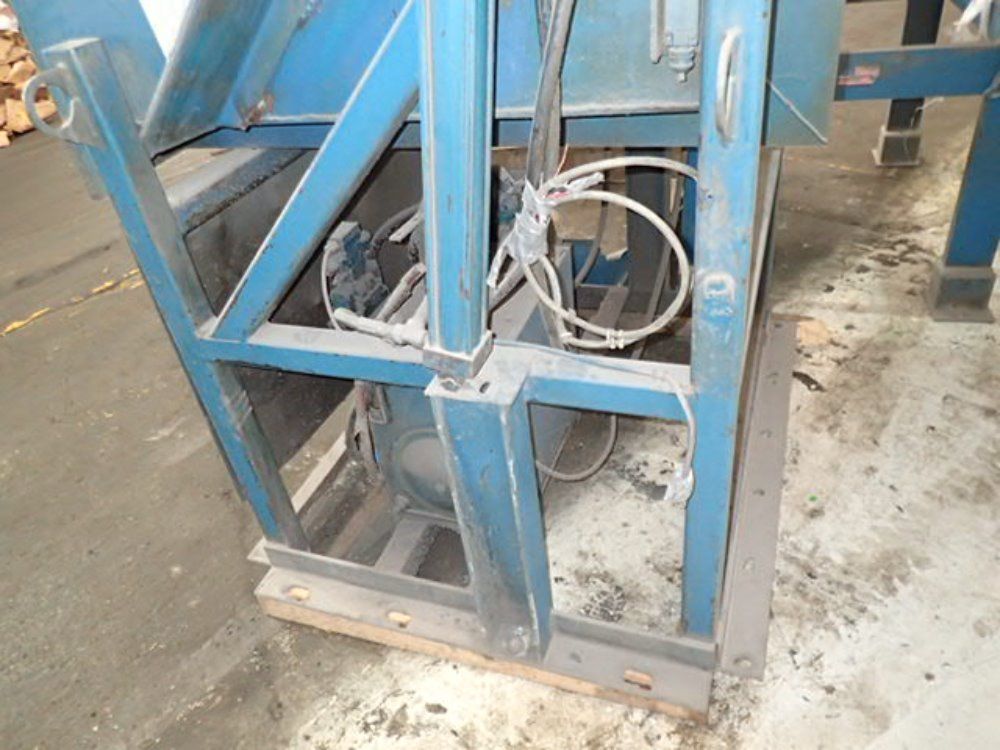 Goff Hydraulic Dumper