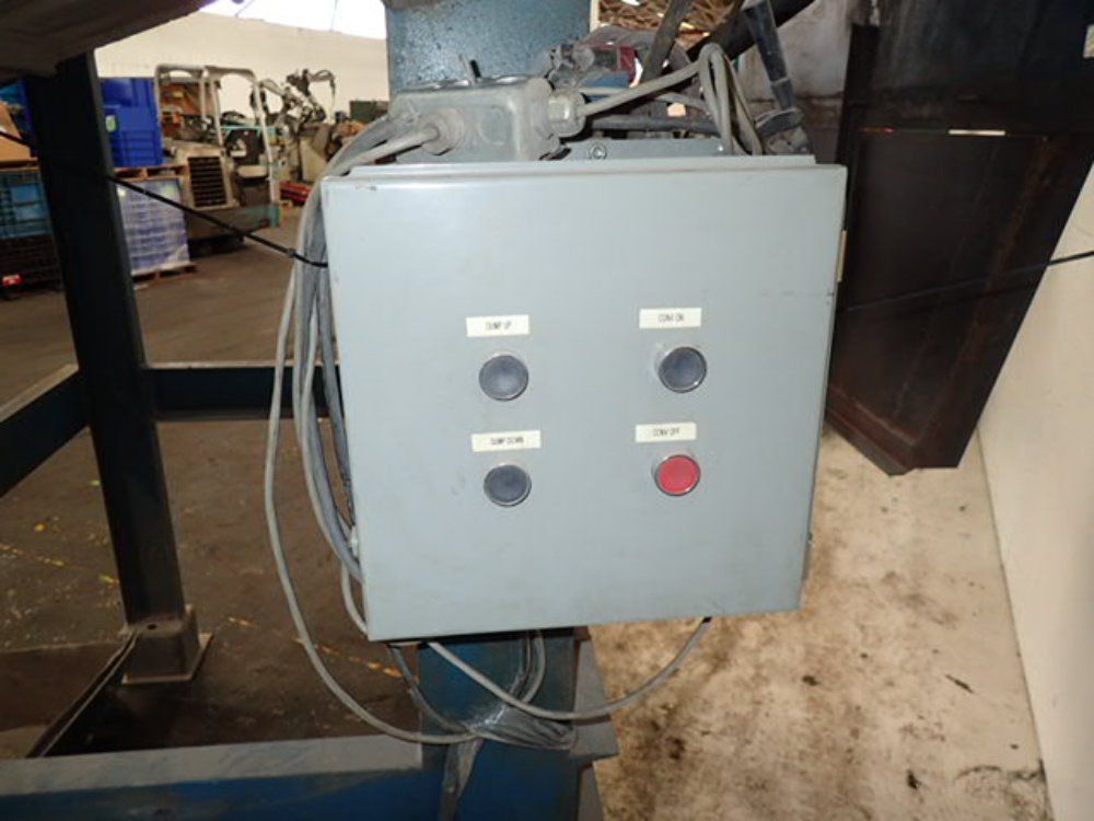 Goff Hydraulic Dumper